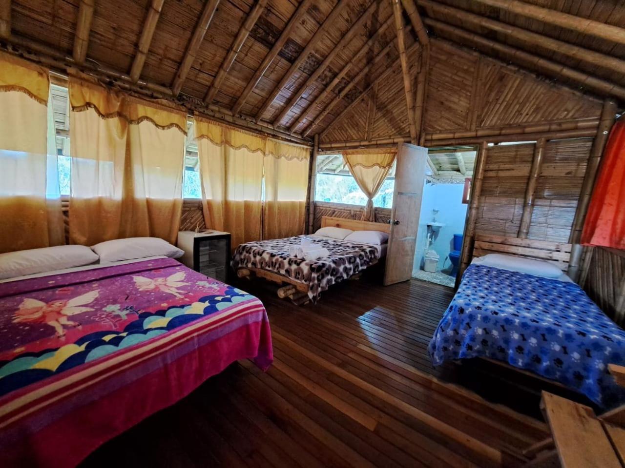 Hotel Guatape Adrianas Bambu Exterior foto